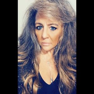 Meet your Posher, Luxury life